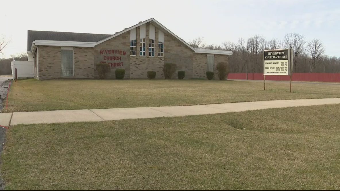 Riverview Police Officer's first arrest is man relieving self in front of church